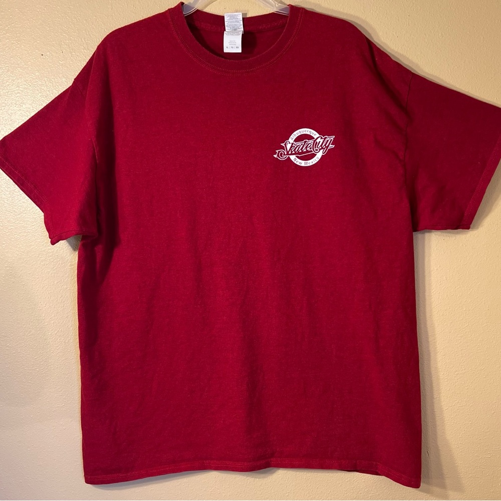 Men’s Graphic Tee size XL